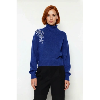 Kadın Balıkçı Yaka Regular Kalıp Taş Detaylı Triko Kazak Orta Kalınlık Kış ve Sonbahar İçin İdeal