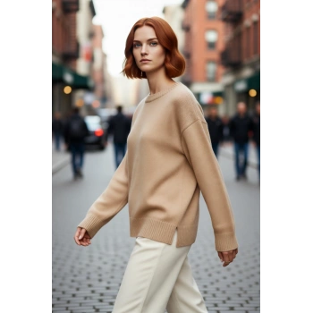 Kadın Bej Oversize Kesim Triko Bisiklet Yaka Kazak Uzun Kollu Modern Günlük Şıklık İçin İdeal