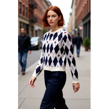 Kadın Bisiklet Yaka Baklava Desenli Simli Triko Kazak Kış Sezonu İçin Sıcak ve Şık Bir Tercih