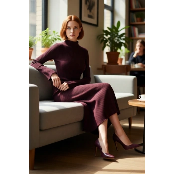 Kadın Bodycon Düz Desen Dik Yaka Maxi Triko Elbise Soğuk Kış Günleri İçin Konforlu ve Modern Şıklık