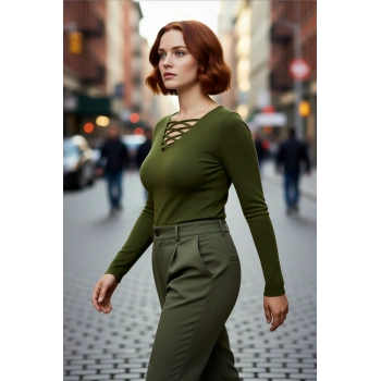 Kadın Bodycone Siluet Uzun Kollu Düz Desenli Triko Kazak Gündüz Gece Kombinlere Şık Uyum Sağlar