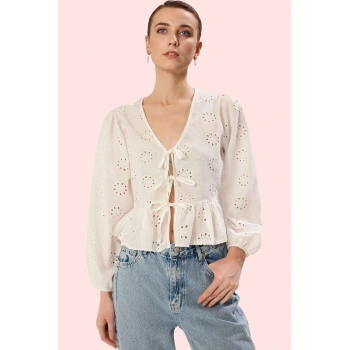 Kadın Brode Dokuma Gömlek V Yaka Uzun Kollu Günlük Modern Tasarım Yaz Aylarının Vazgeçilmezi