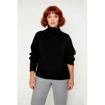 Kadın Büyük Beden Relaxed Kalıp Triko Dik Yaka Uzun Kol Yanları Yırtmaçlı Kışlık Kazak Günlük Şıklık