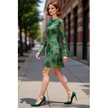 Kadın Çiçekli Desenli Bodycon Mini Tül Elbise Uzun Flare Kollu Astarlı Şık ve Modern Tasarım