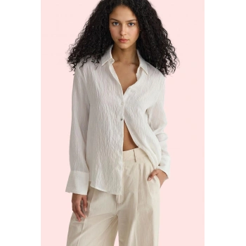 Kadın Çizgili Dokuma Gömlek Regular Kalıp Uzun Kol Günlük Kullanım Yaz Aylarının Vazgeçilmezi