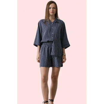 Kadın Çizgili Mini Şort Yüksek Bel Geniş Paça Crinkle Dokuma Kısa Boy Yaz Günlük Kombinler