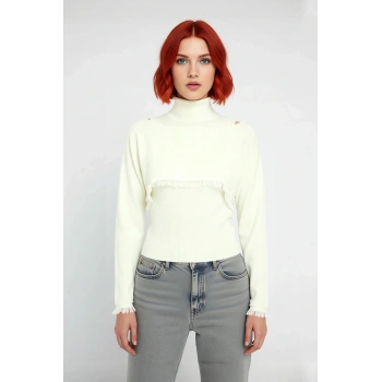 Kadın Dik Yaka Regular Kalıp Püskül Detaylı Uzun Kollu Triko Kazak Crop Bluz Takımı Kışlık Kombin