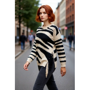 Kadın Düşük Kollu Oversize Bisiklet Yaka Zebra Desenli Triko Kazak Soğuk Havalara Özel Kaliteli