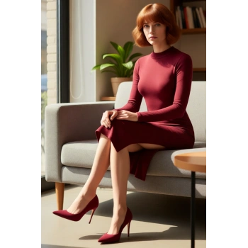 Kadın Düz Desen Dik Yaka Uzun Kollu Bodycon Midi Elbise Yırtmaç Detayı ile Modern Bir Dokunuş