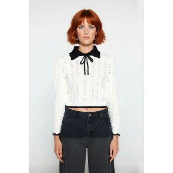 Kadın Ekru Regular Kalıp Ajurlu Triko Kazak Polo Yaka Kurdele Detaylı Şık Geçiş Mevsimleri İçin