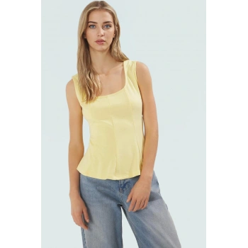 Kadın Fitted Peplum Kolsuz Örme Bluz Seçkin Malzeme Rahat Kullanım Zarifane Tasarım