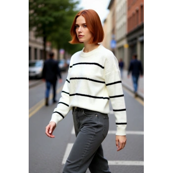 Kadın Geniş Kalıp Çizgili Kışlık Triko Kazak Rahat Bisiklet Yaka Düşük Kollu Konforlu Tasarım