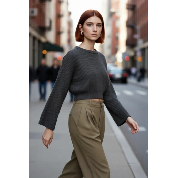 Kadın Gri %100 Akrilik Oversize Selanik Dokuma Bisiklet Yaka İspanyol Kol Crop Triko Kazak