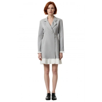 Kadın Gri Piliseli Etekli Blazer Elbise Uzun Kollu Ofis Stili İçin Modern Şık Mini Tasarım