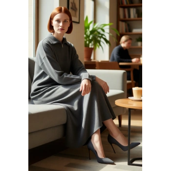 Kadın Gri Rahat Kesim Maxi Triko Elbise Fermuar Detaylı Dik Yaka Kışlık Günlük Stil Seçimi