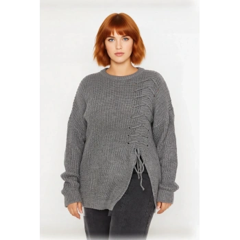 Kadın Gri Relaxed Kalıp Bağcık Detaylı Selanik Dokuma Triko Kazak Bisiklet Yaka Kışlık Günlük Şıklık