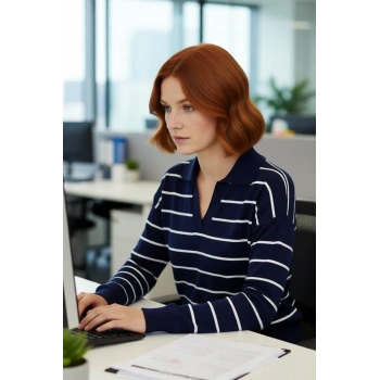 Kadın Günlük Şıklık İçin Lacivert Çizgili Polo Yaka Akrilik Triko Kazak Uzun Düşük Kol Rahat