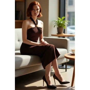 Kadın Halter Yaka Aksesuar Detaylı Bodycon Maxi Elbise Özel Günler İçin Zarif Bir Tercih Kaliteli