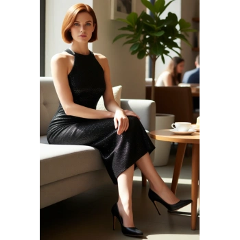 Kadın Halter Yaka Bodycon Midi Abiye Elbise Pul İşleme Detaylı Parıltılı Şık Gece Kıyafeti