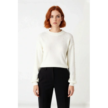 Kadın İnci Detaylı Regular Kalıp Bisiklet Yaka Düşük Kol Fitilli Triko Kazak Modeli Kaliteli