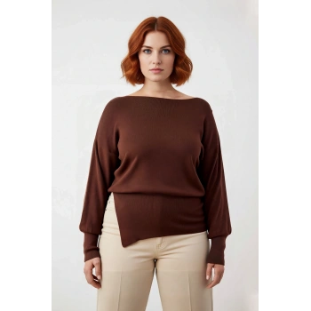 Kadın Kayık Yaka Düz Düşük Kol Yırtmaç Detaylı Regular Kalıp Uzun Triko Kazak Gündelik