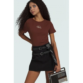 Kadın Kısa Kollu Fitted Örme Bluz Günlük Stil Özenle Seçilmiş Premium Kalite