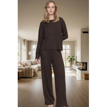 Kadın Kışlık Rahat Kalıp Uzun Paça Polyester Karışımlı Pijama Takımı Zarif Tasarım Yüksek Kalite