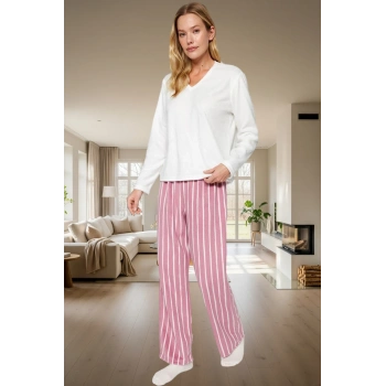 Kadın Kışlık Uzun Kollu Polar Pijama Takımı Çizgili Regular Kalıp Zarif Tasarım