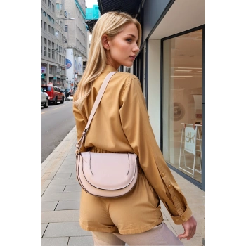 Kadın Kontrast Dikişli Çapraz Askılı El ve Omuz Çantası Günlük Şıklığın Zarif Tamamlayıcısı