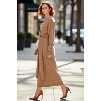 Kadın Kruvaze Yaka Triko Midi Elbise Düz Desenli Düşük Uzun Kollu Kuşak Detaylı Kışlık Şıklık