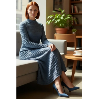 Kadın Maxi A line Kesim Uzun Kollu Dik Yaka Gofre Örme Astarlı Şık ve Rahat Kışlık Elbise Kaliteli