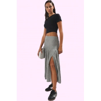 Kadın Midi Boy Ekose Desenli Piliseli Dokuma Etek Günlük Şıklık Yaz Aylarının Vazgeçilmezi