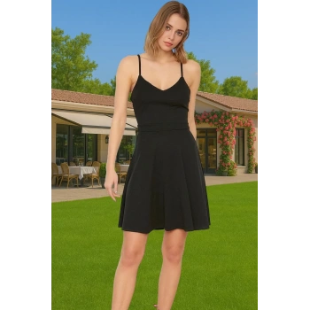 Kadın Mini Elbise Skater Kalıp Polyester Örme Kumaş Rahat Seçkin Malzeme Profesyonel Görünüm