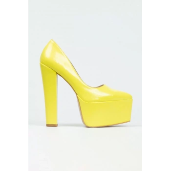 Kadın Moda Şık Fuşya Rugan Klasik Sivri Kalın Topuklu Platformlu Düğün Nişan Gece Abiye Ayakkabı