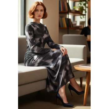 Kadın Modern Batik Desenli Dik Yaka Uzun Kollu Midi Elbise Şık Ve Rahat Örme Tasarım Kaliteli