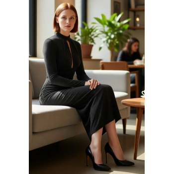 Kadın Modern Bodycon Uzun Kollu Dik Yaka Cut Out Detaylı Simli Örme Abiye Kokteyl Elbisesi