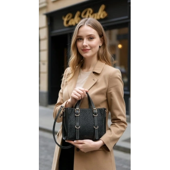 Kadın Örgü Dokulu Mini El ve Omuz Kullanımına Uygun Çapraz Askılı Fermuarlı Şık Çanta