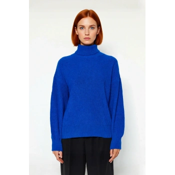 Kadın Oversize Balıkçı Yaka Düz Akrilik Triko Kazak Kış Günleri İçin İdeal Uzun Kollu Model