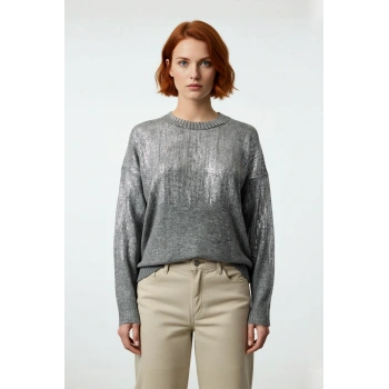 Kadın Oversize Basic Bisiklet Yaka Uzun Kollu Gri Triko Kazak Metalik Dokusuyla Şıklığı Yakala