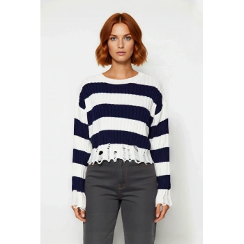 Kadın Oversize Bisiklet Yaka Çizgili Crop Akrilik Triko Kazak Akıtma Detaylı Rahat Şıklık Kaliteli