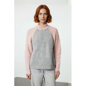 Kadın Oversize Dik Yaka Fermuarlı Renk Bloklu Kalın Triko Kazak Kış Sezonu İçin İdeal Şıklık