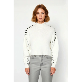 Kadın Oversize Dik Yaka Renk Bloklu Düşük Kol Crop Triko Kazak Kış Kombinleri İçin Mükemmeldir