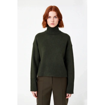 Kadın Oversize Dik Yaka Triko Kazak Standart Kollu Düz Desen Yumuşak Dokulu Crop Kışlık Rahatlık