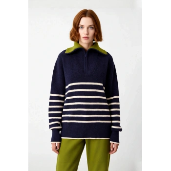 Kadın Oversize Geniş Kalıp Çizgili Yarım Fermuarlı Devrik Yaka Triko Kazak Soğuklara Özel Kaliteli