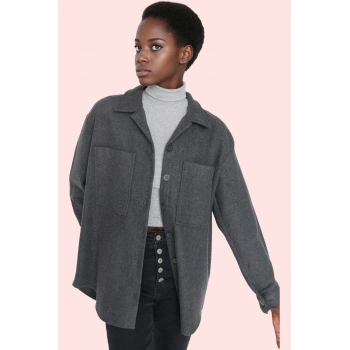 Kadın Oversize Kaşe Dokuma Gömlek Düz Desen Günlük Kullanım İçin Yaz Aylarının Vazgeçilmezi