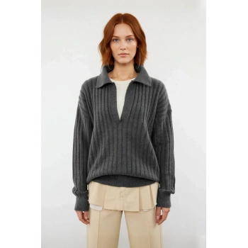 Kadın Oversize Polo Yaka Düşük Kol Fitilli Triko Kazak Kışlık Günlük Şıklığı Tamamlayan Konforlu