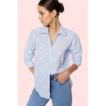 Kadın Oversize Regular Boy Dokuma Gömlek Pamuk Çiçekli Desenli Günlük Şıklık Modern Tasarım