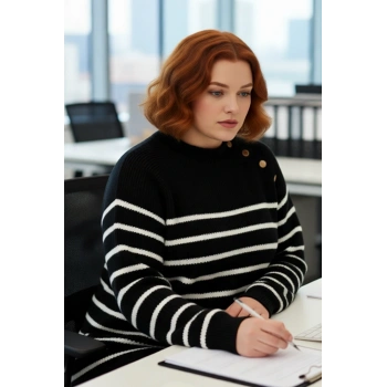 Kadın Rahat Siyah Çizgili Gold Düğme Detaylı Bisiklet Yaka Şardon Akrilik Triko Kazak Kışlık