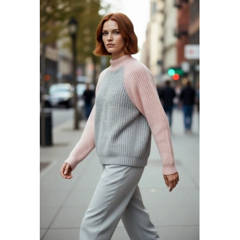 Kadın Reglan Kollu Renk Bloklu Fermuar Detaylı Dik Yaka Oversize Triko Kazak Günlük Tarz. Kaliteli