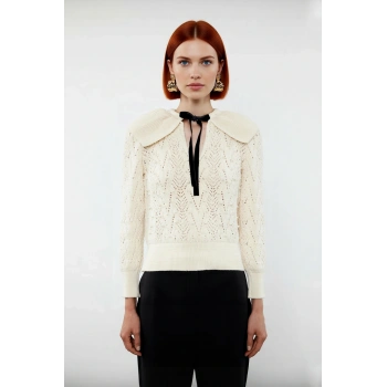 Kadın Regular Kalıp Ajurlu İnci Detaylı Fular Yaka Triko Kazak Uzun Kol Kışlık Şık Ve Modern